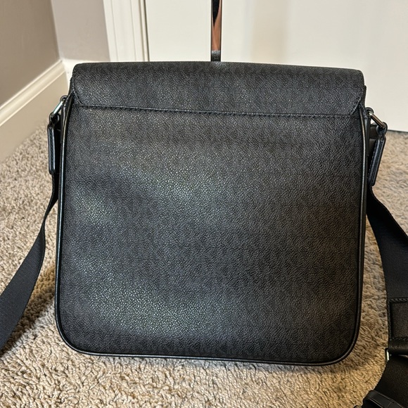 Michael Kors Messenger Bag - Picture 6 of 13